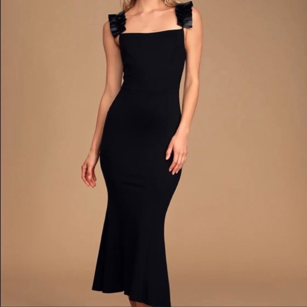 Lulus Timeless Wonder Ruffled Strap Midi Dress NWT